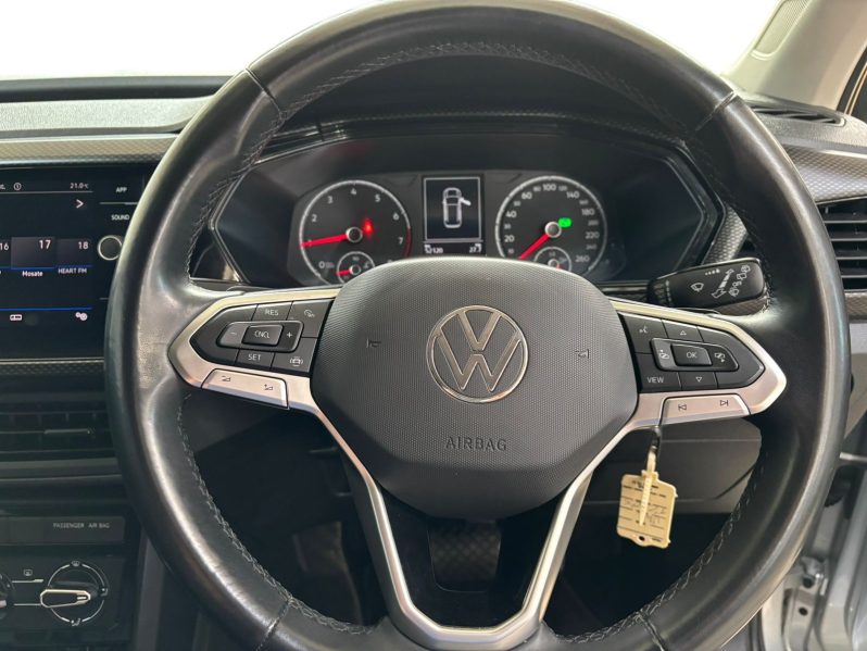 VOLKSWAGEN T-CROSS MY22 1.0 TSI COMFORTLINE DSG 2022